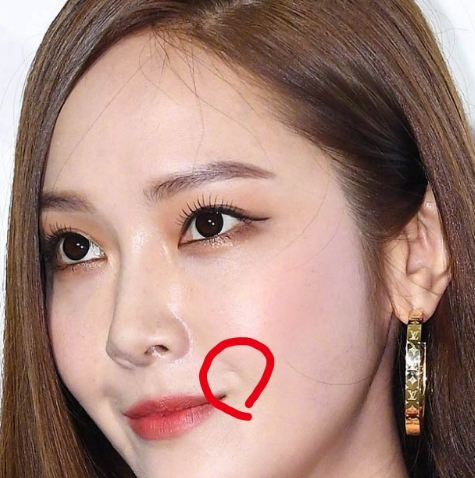 三种酒窝面相吉凶梨窝酒窝木偶纹看看你是哪一种