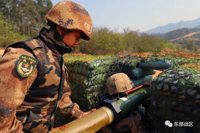 单兵火箭筒实弹射击画面来了