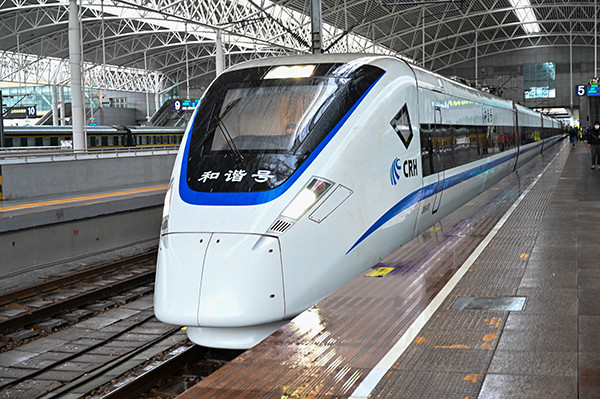 恢复的列车分别是上海站至遂宁站的d952次,上海虹桥至汉口d3014次