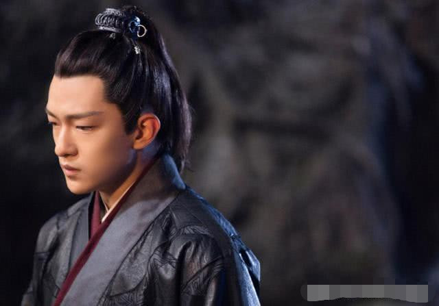 长歌行要换男主屈楚萧做错了什么肖战直接躺枪