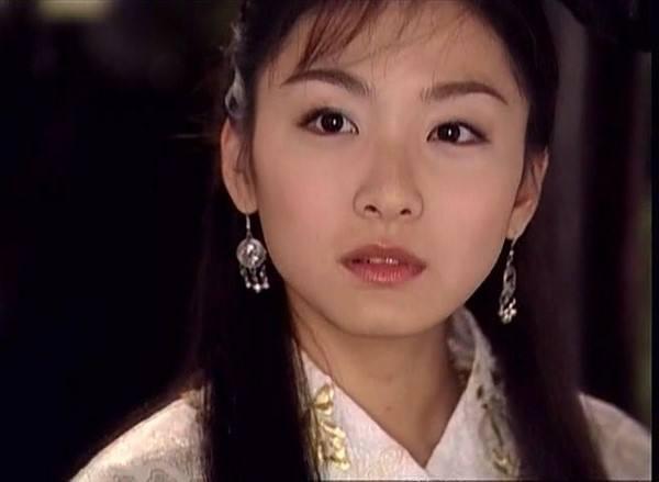 她因长得漂亮一炮而红,拍戏时却被男星误伤,如今无人知晓