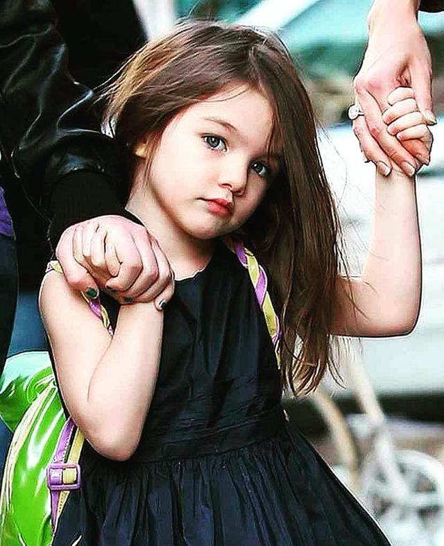 阿汤哥女儿长大了14岁苏瑞很会美小时候也是被爸爸宠爱的公主