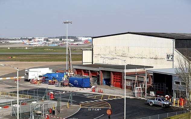 英国伯明翰机场或成新冠逝者停尸间,可容纳1.2万具尸体