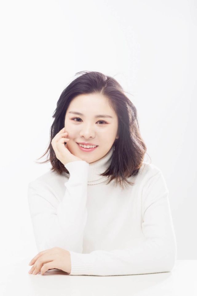 评审"多首原创歌曲及电视剧主题歌的演唱张枚同艺术简介著名词作家