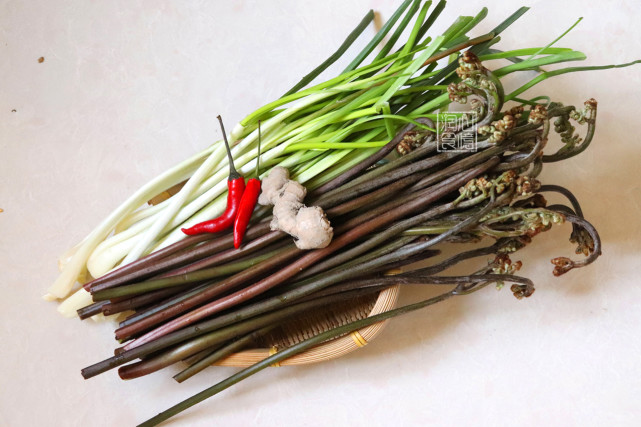 福建人最爱吃的9种春季野菜鼠粬草上榜最后一种你不一定吃过