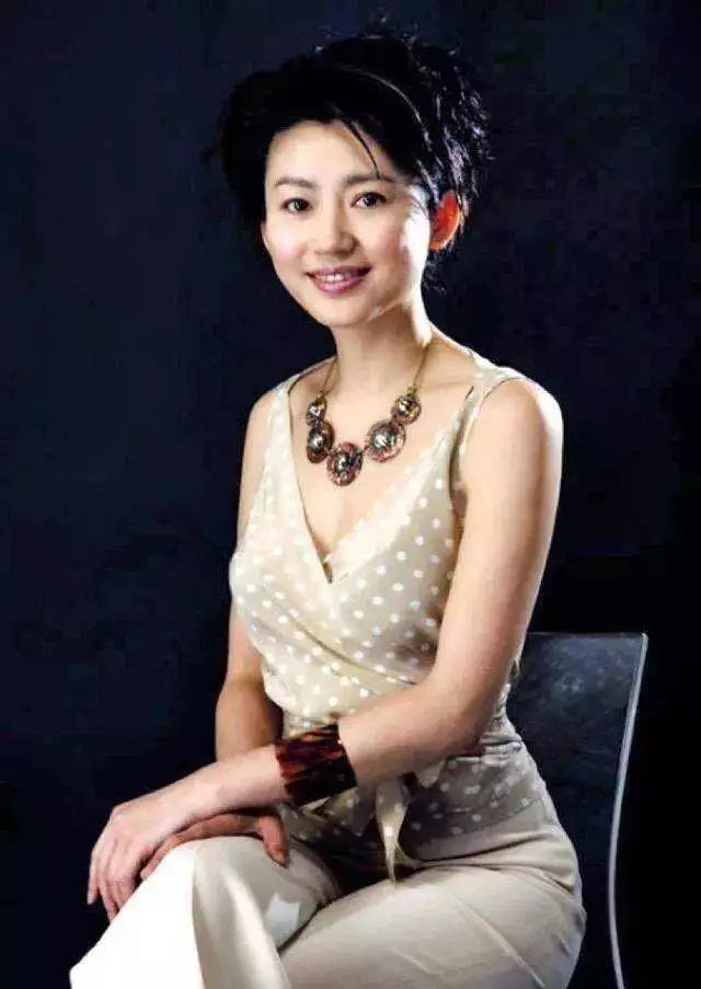 著名主持人疑似患病病床前亲自写下这19句话写到每个人心里去了
