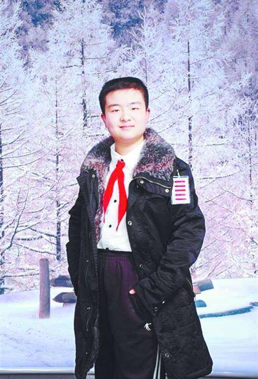 曾经名噪一时的“五道杠”少年，如今怎么样了？网友：泯然众人矣_腾讯新闻