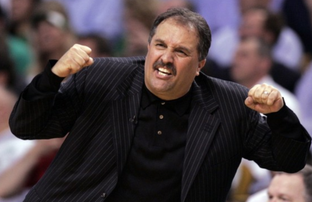 球天下-斯坦范甘迪对篮网稳定性的评价是否正确?|篮球欧文|篮网|尼克