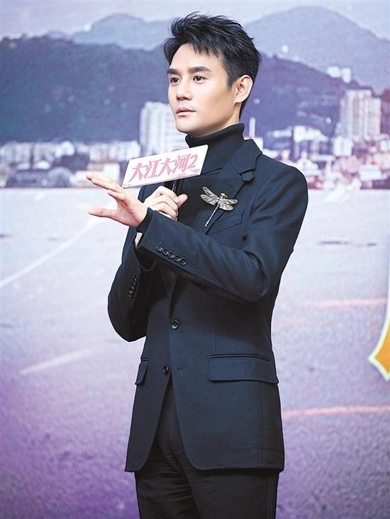 38岁的王凯,抛弃了"铁饭碗",用10年对他父亲说"我行"