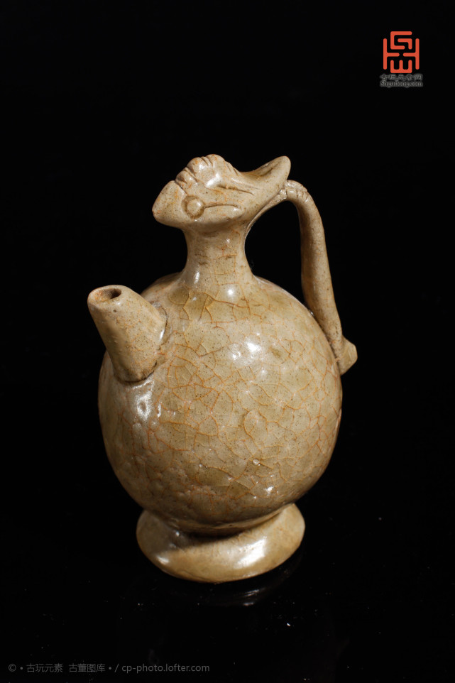 唐越窑青釉凤首砚滴