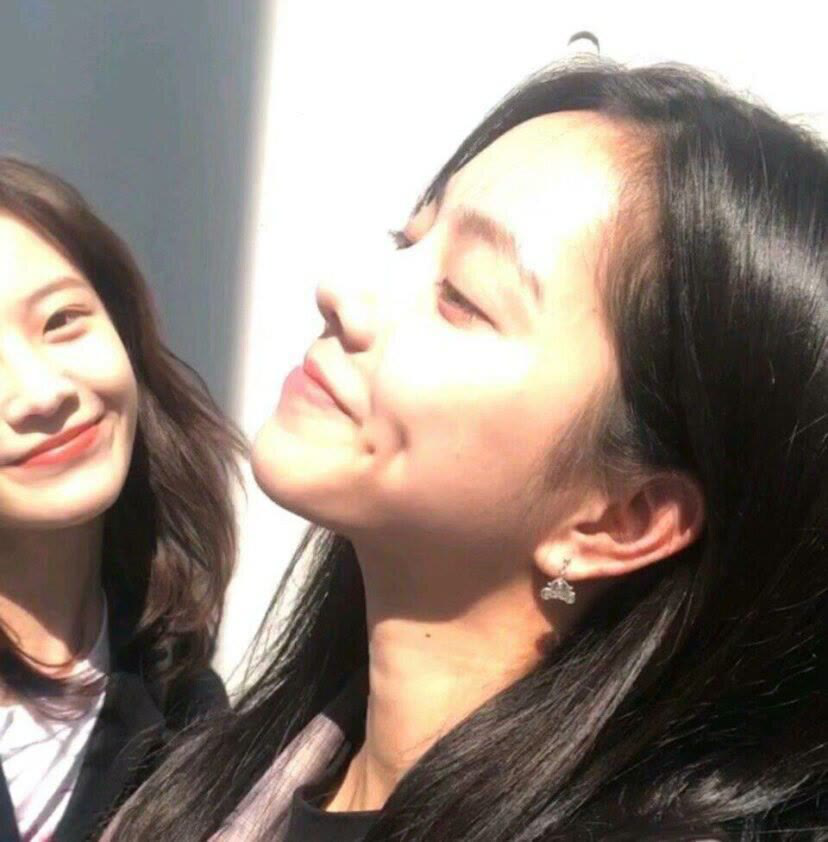 森系闺蜜头像:我们以后在一起,你负责宠我,我负责可爱!