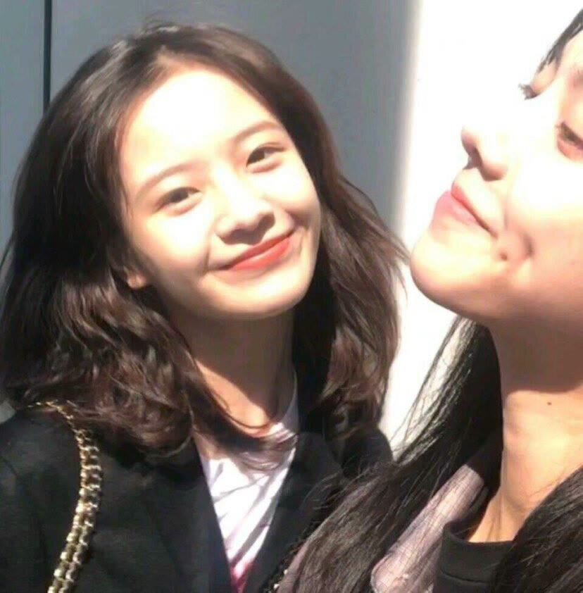 森系闺蜜头像:我们以后在一起,你负责宠我,我负责可爱!