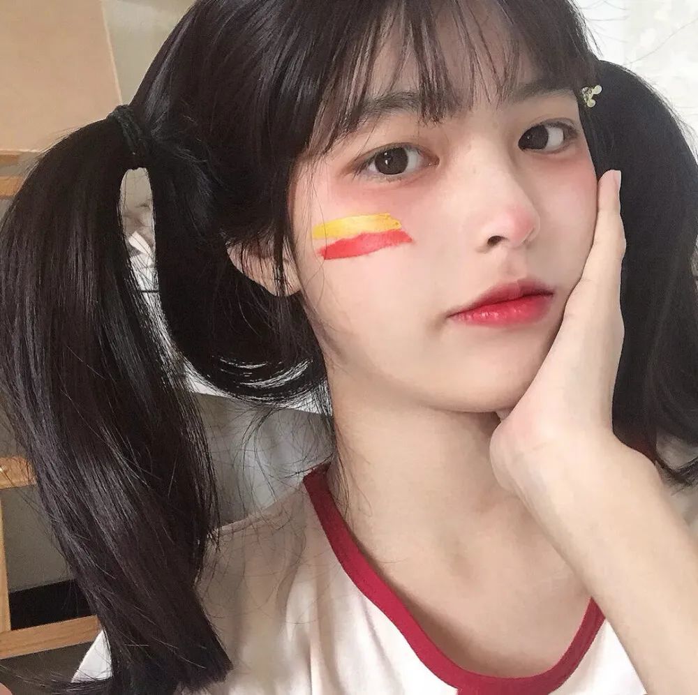 可盐可甜女生头像