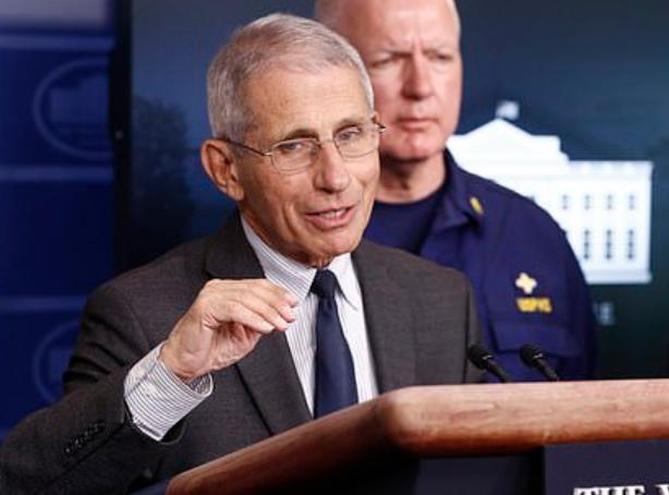 安东尼·福奇|福奇公开抨击抗疫失策，特朗普点名斥骂：你错了！检测若少确诊就少