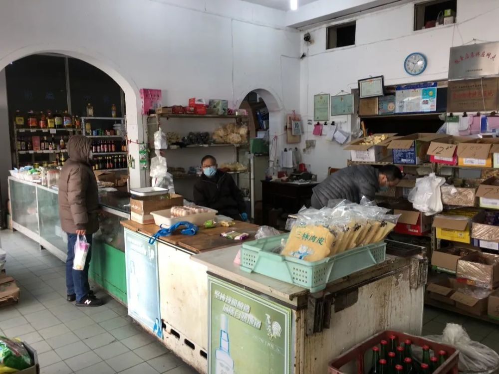 位于人乐小区的"老人店"   李宏波 摄周公记米店与国家粮油供应站再到