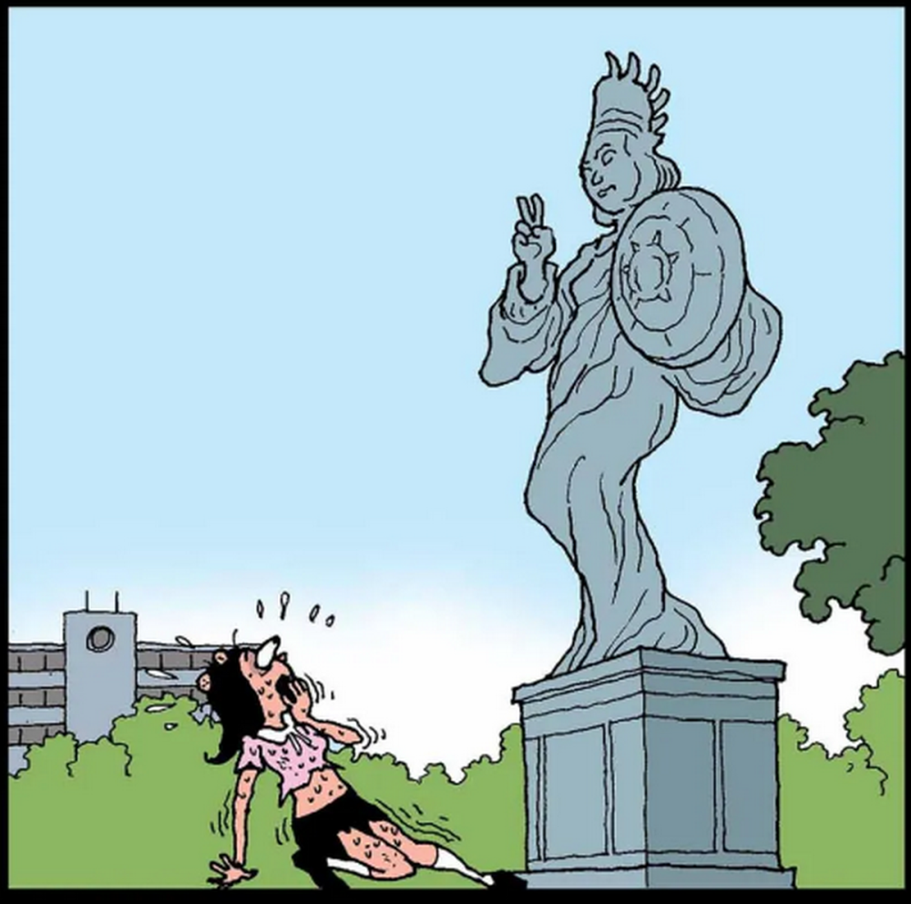 惊悚漫画:女孩来到石像前祈祷,看到石像发生变化,原来愿望已实现