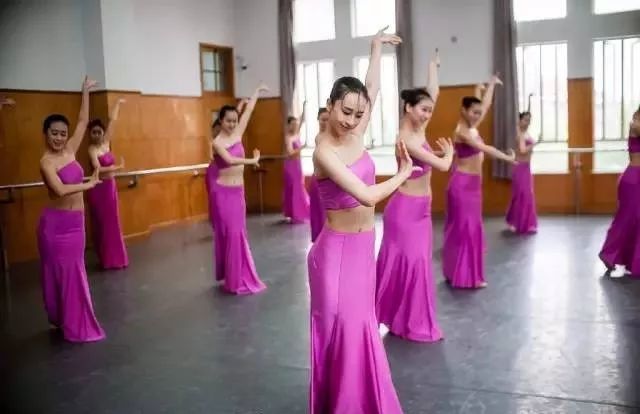 古典舞与民族舞的六大区别了解一下