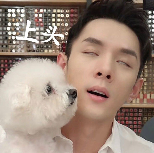 李佳琦表情逐渐凝固,直播再次翻车,粉丝们却更爱他?