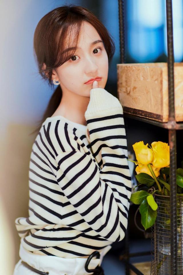 神武4送许晓诺生日蛋糕小师妹直播游戏搞笑不断