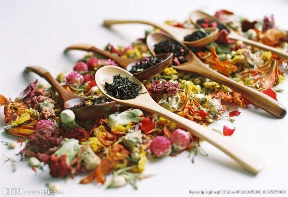 如何在家里将鲜花做成花茶 腾讯新闻