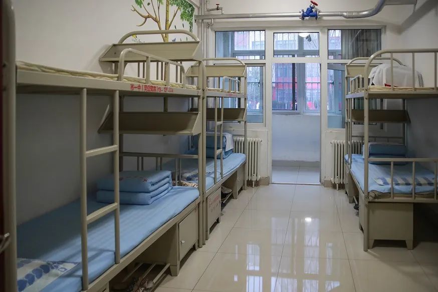 开学第一天,榆林2.07万名高三学生率先走进校园