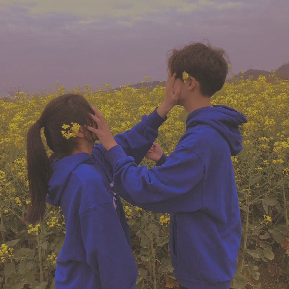 森系情侣头像就让我们爱得顺其自然共同承担所有苦乐酸甜