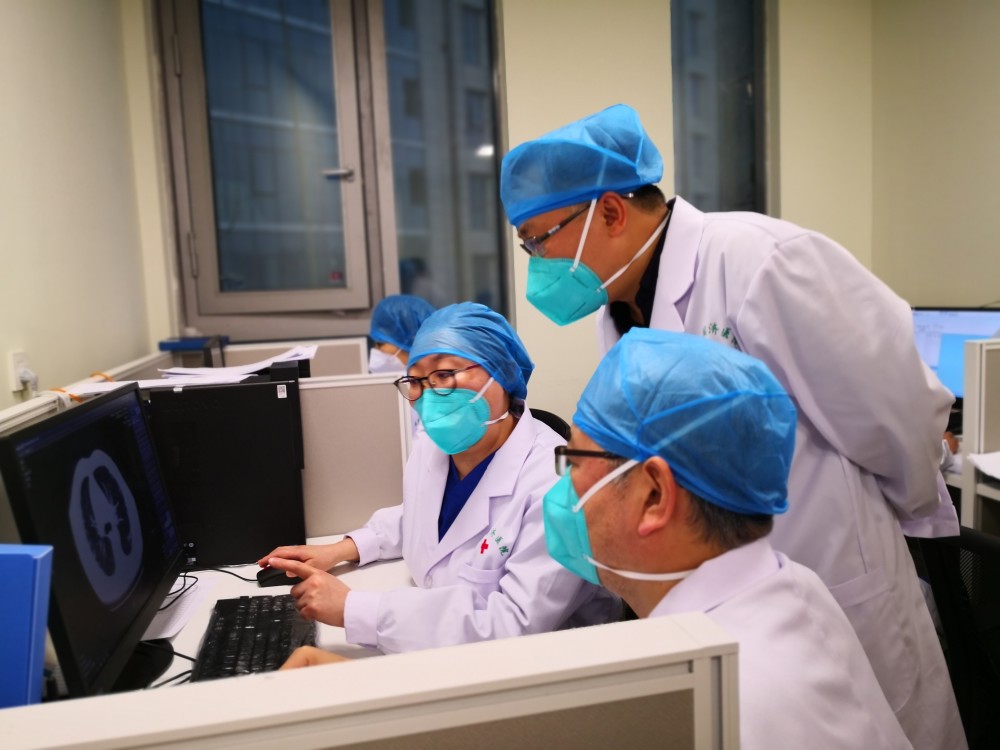 一名白衣天使的"逆行"冲锋——记泰康同济医院感染十三科医生石蕊