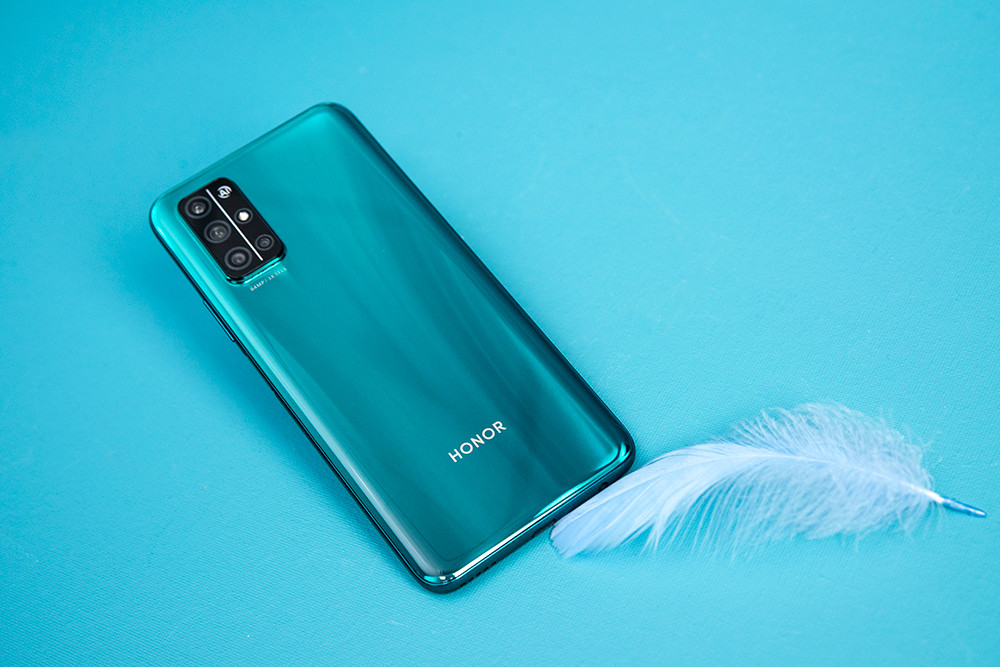 荣耀30s图赏升级梦幻3d蝶羽光影颜色