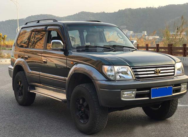 经典老车丰田lc95进口丰田霸道3400_腾讯新闻