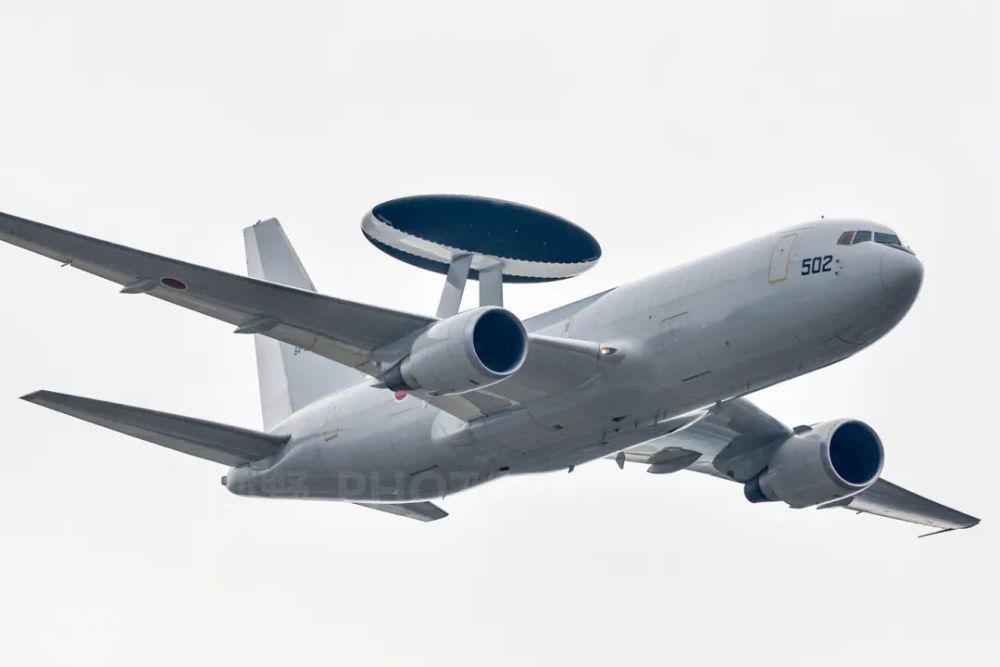 日本自卫队独家装备波音e767已服役20年最先进的预警机平台