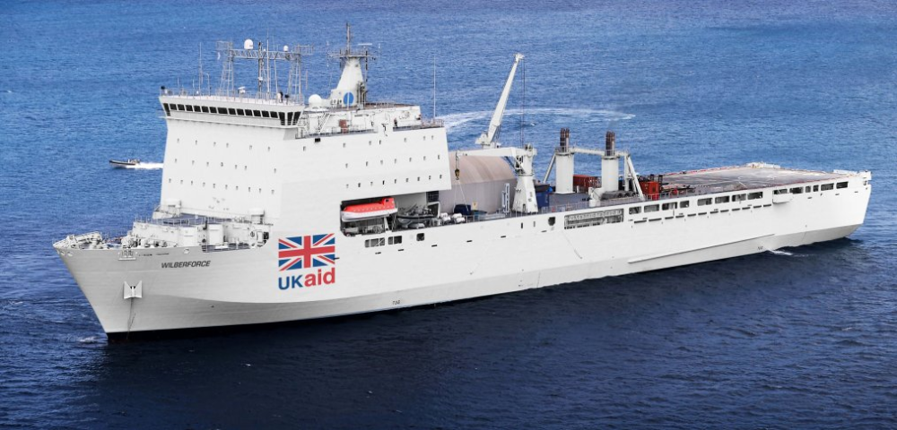 疫情当前,英国海军这艘"医院船"居然打道回府?其实也怪不得它