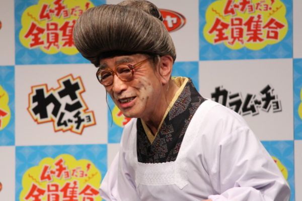 日本国民笑星志村健感染新冠逝世,网民迁怒于中国?