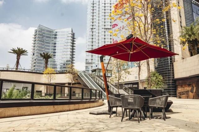 四海城立体化退台式空间,创造一片理想的创享领地!