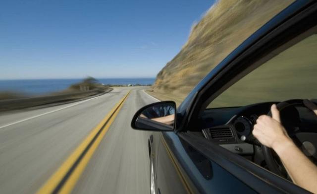 高速上开车时速不超100公里?为什么有些老司机这样做?