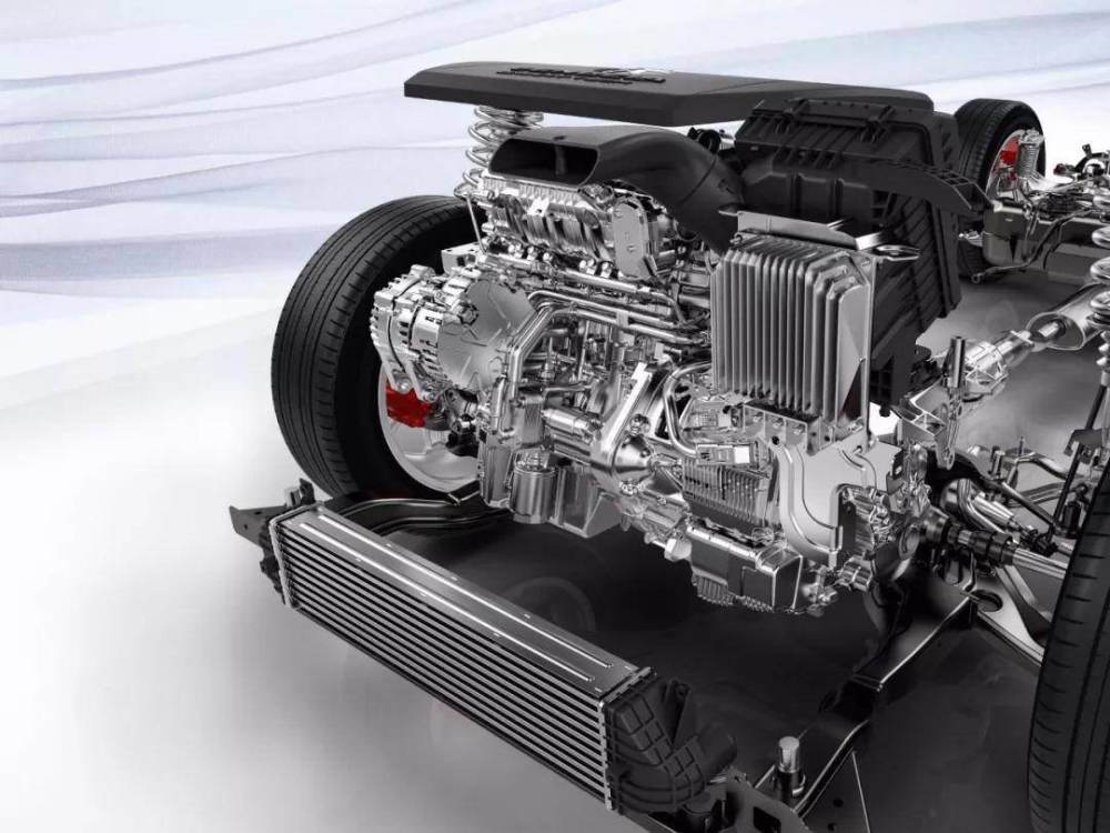 5t 48v两种选择.其中1.5t发动机最大功率为140kw,峰值扭矩260nm