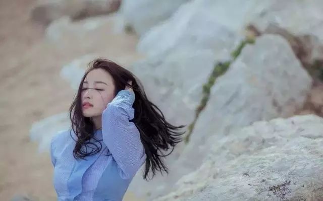 半遮半掩神秘感