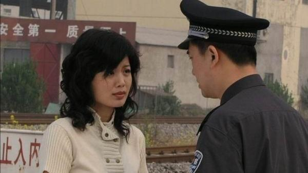 《半路夫妻》剧中男女主角江建平和郭芳的夫妻之路引起网友热议