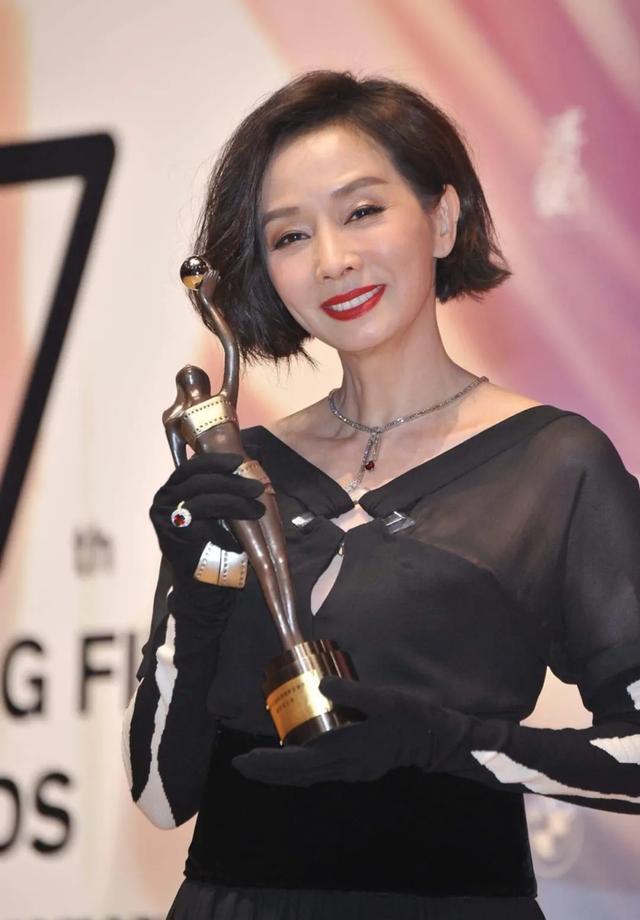 张国荣前女友们过得如何?大多情路坎坷,唯有她婚姻幸福