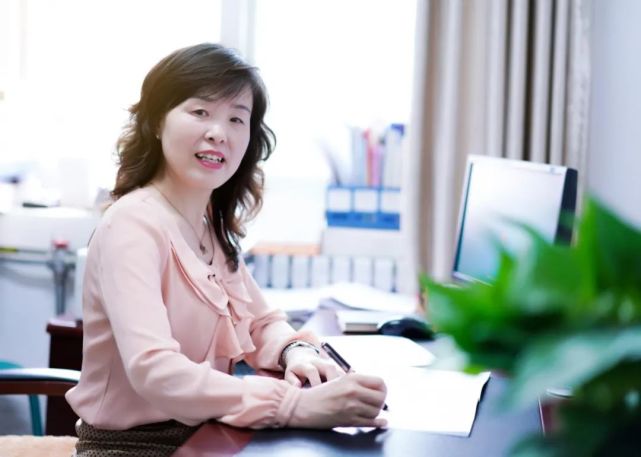 父母的高效陪伴,是最高级的课程,杨娟老师告诉你怎么做!