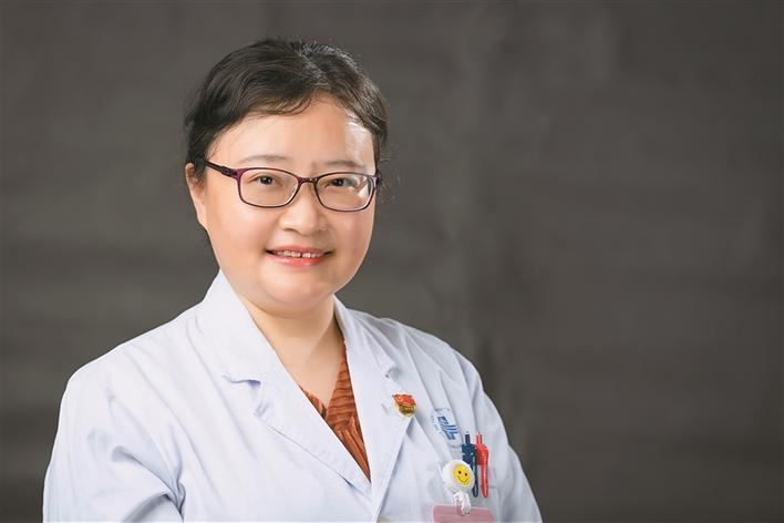 袁静战疫第一线的定海神针