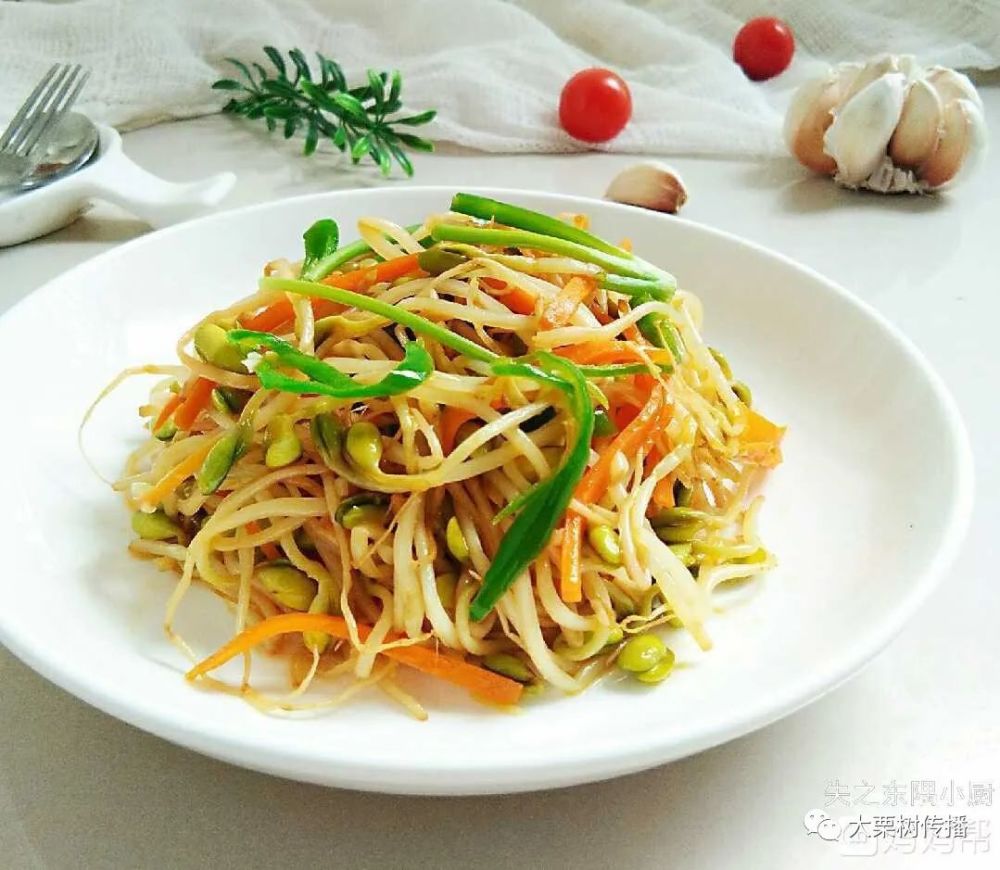 清炒豆芽:在我心里,豆芽是水做的骨肉,它有着女人般的芬芳与娇嫩_腾讯