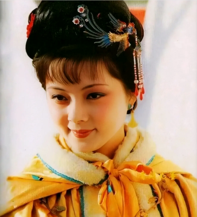 红楼梦里薛宝钗那么自信为何还有那么多烦恼