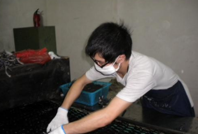 初中生做暑假工除了这3个地方哪都别去保命最重要