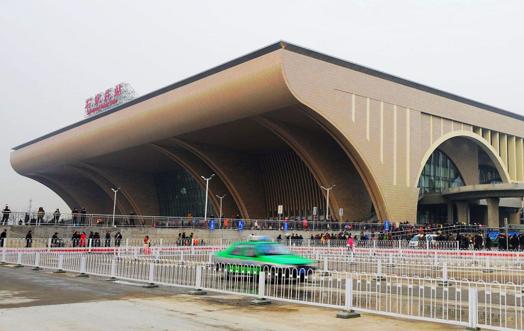 北站升级,新华崛起