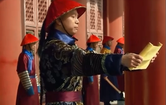 甄嬛传古代太监大多不识字为何念起圣旨却那么顺溜说出来你别不信