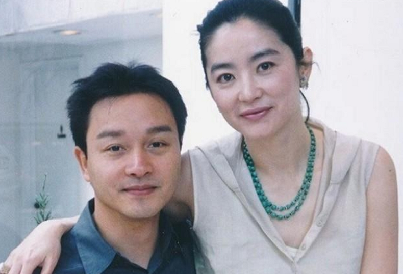 被全网悼念身为众多明星的偶像男神张国荣到底有什么特别