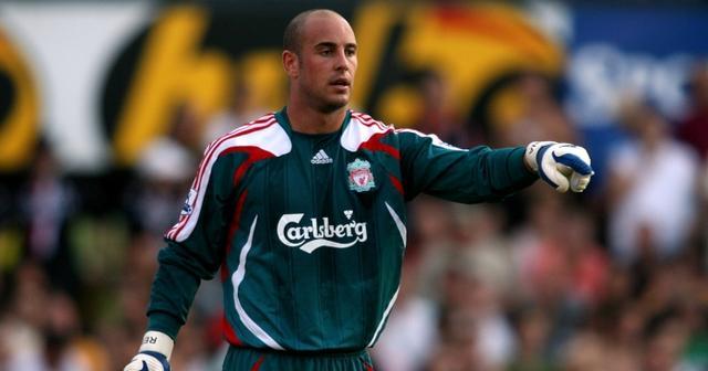 感染新冠,曾25分钟无法呼吸,雷纳逐渐好转,前巴萨门神情况恶化