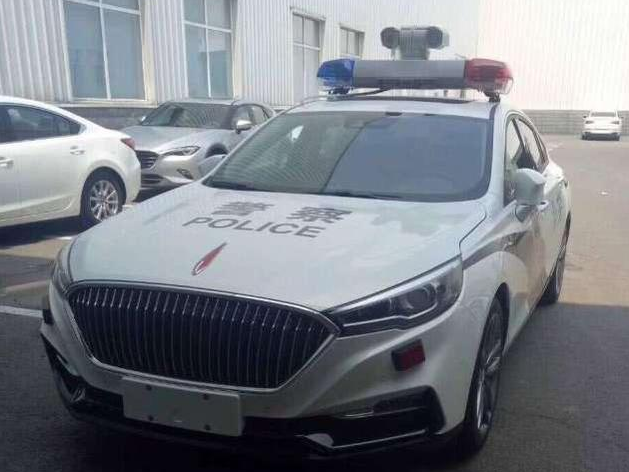 中国警车终于"更新",比凯美瑞雅阁上档次,新车一经亮相:大国风范!