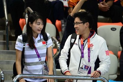 郭晶晶|同样是一妻多妾豪门，霍家和谐还养出了最宠妻后代，郭晶晶太幸福