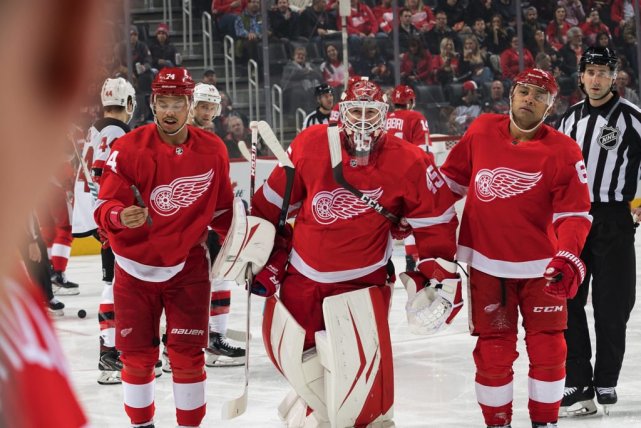nhl赛季回顾之底特律红翼:联盟战绩垫底 球迷相信老队长